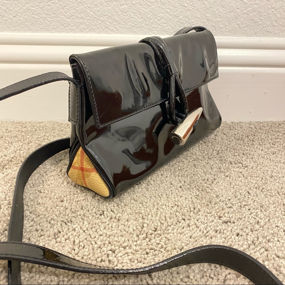 VINTAGE Burberry Leather Crossbody Bag